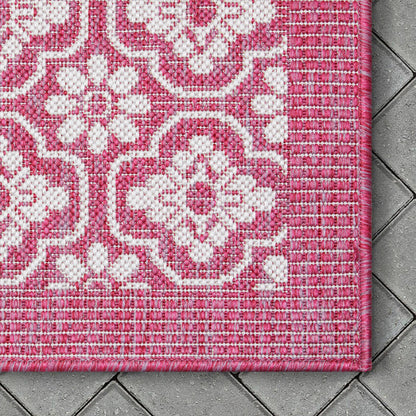 Manola Tribal Indoor/Outdoor Fuschia Flat-Weave Rug MED-239