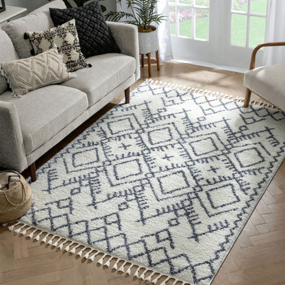 Chantico Moroccan Lattice Grey Shag Rug MEL-17