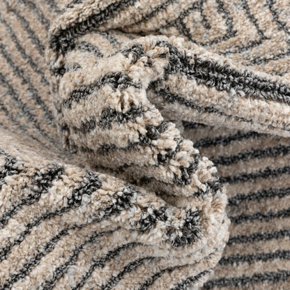 Donna Tribal Geometric Abstract Beige Distressed High-Low Rug MG-212