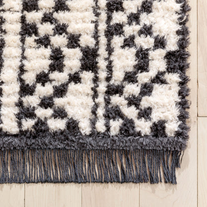 Tallulah Tribal Diamond Lattice Pattern Grey High-Low Textured Pile Rug MYA-37