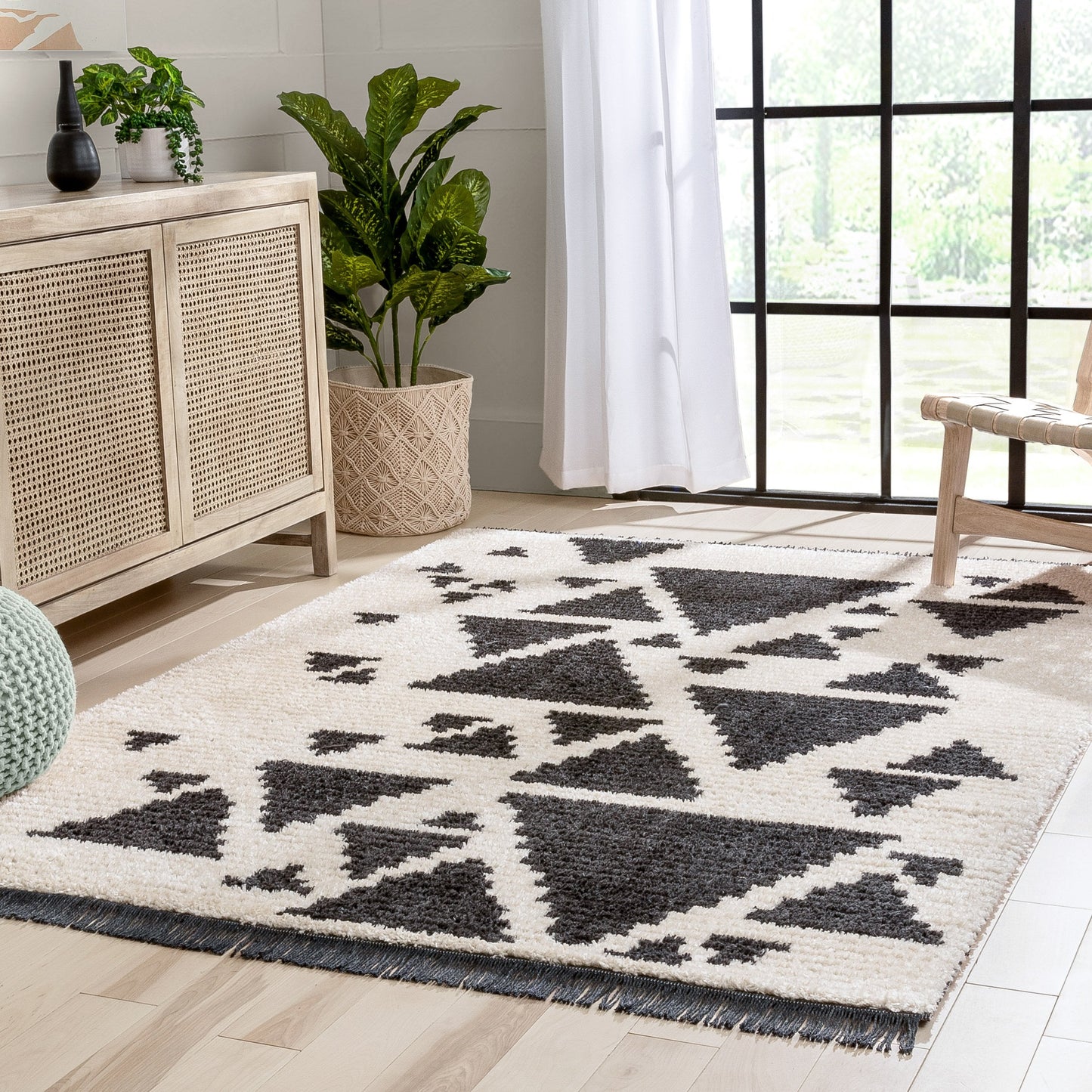 Elu Tribal Geometric Pattern Grey High-Low Textured Pile Rug MYA-87