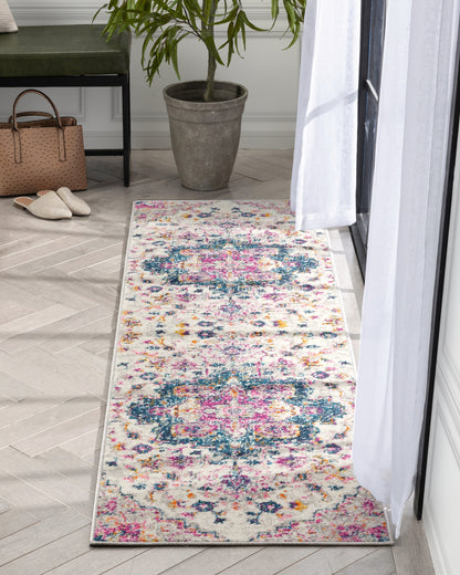 Taura Bohemian Oriental Perisan Fuchsia Rug PAL-19