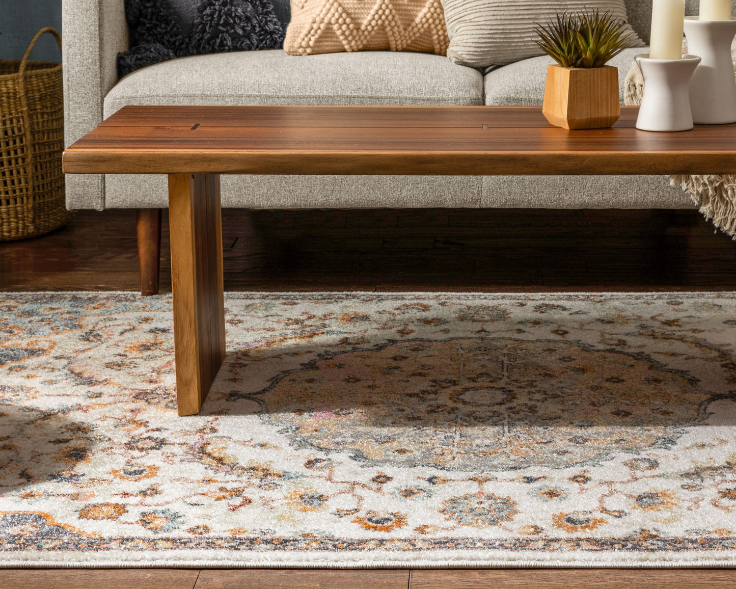Jena Bohemian Persian Oriental Beige Rug RO-102