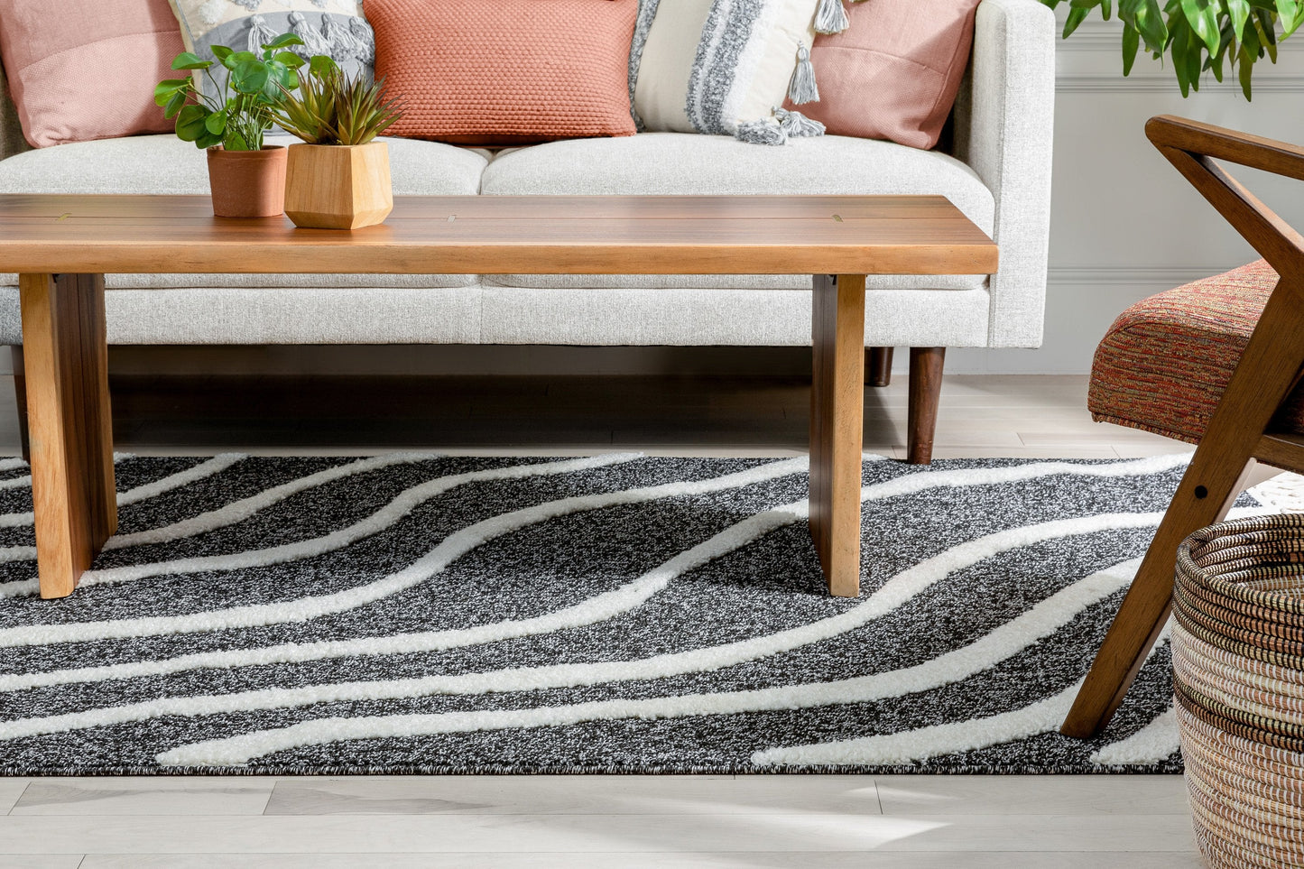 Lydia Contemporary Coastal Geometric Black High-Low Textured Rug SAL-103