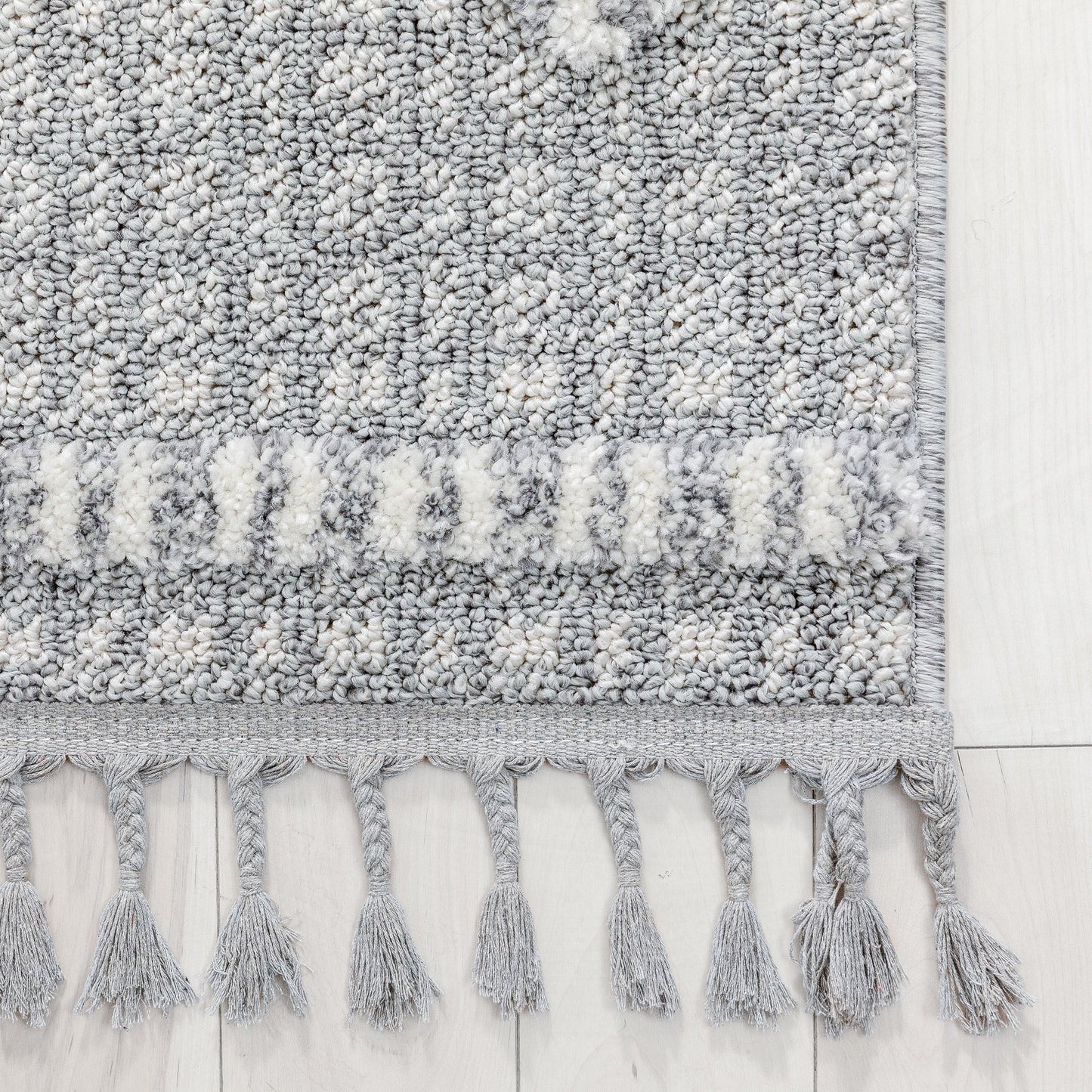 Savannah Tribal Geometric Pattern Grey High-Low Textured Rug SAL-117
