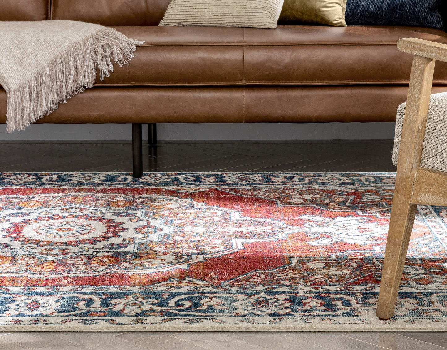 Arco Oriental Medallion Pattern Red Blue Distressed Rug TU-300