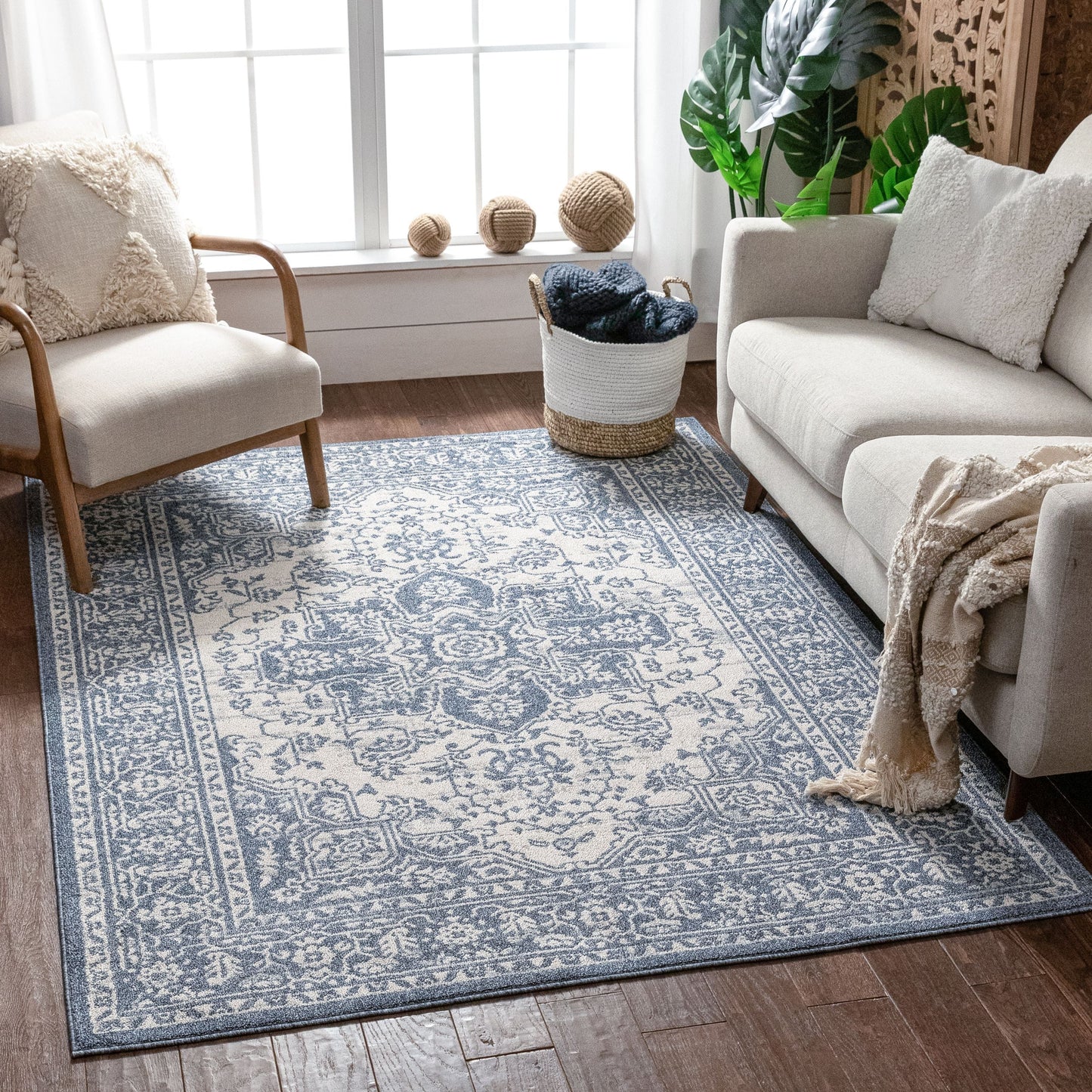 Benjamin Blue Vintage Medallion Rug VR-06